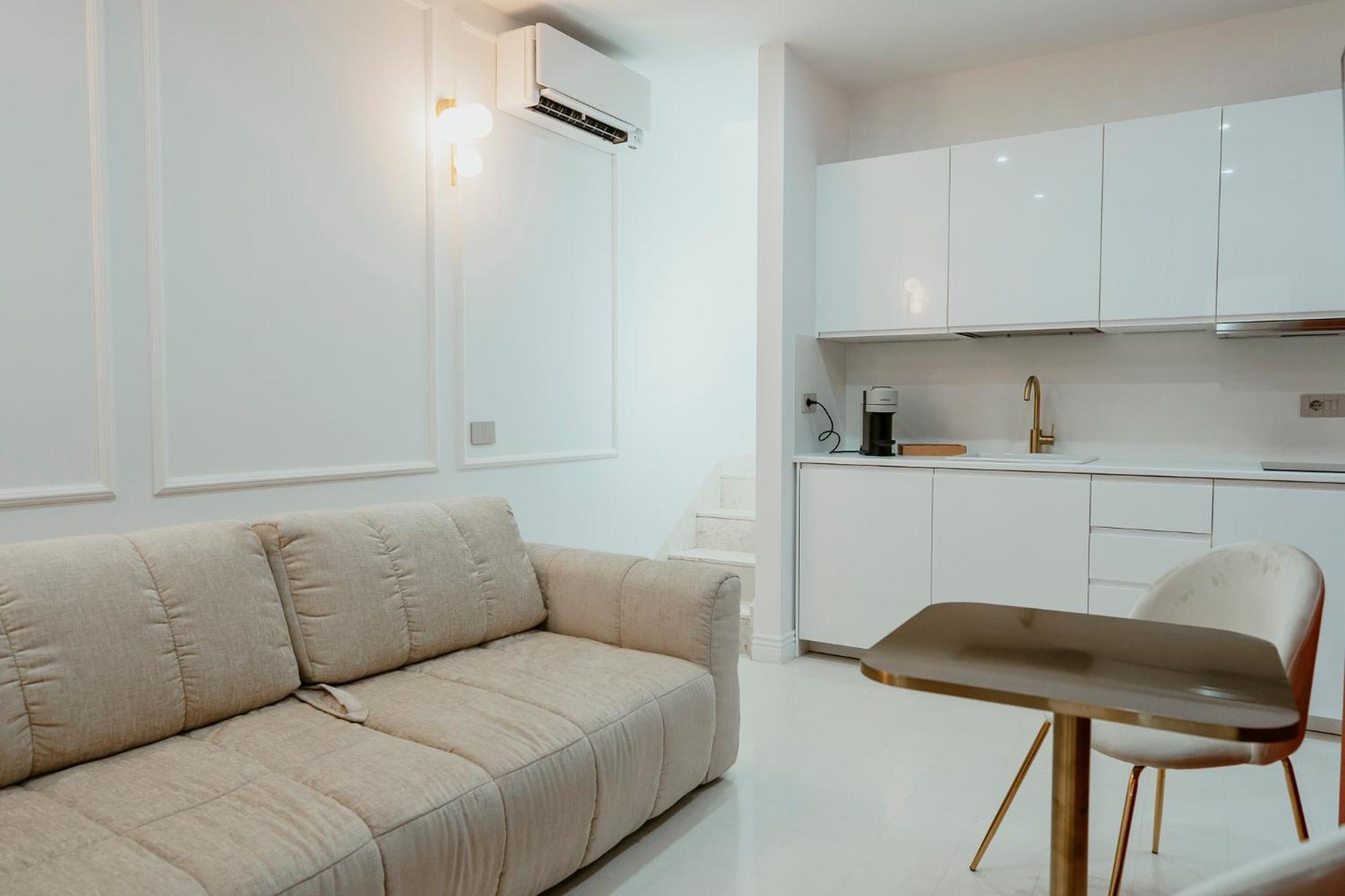 Luxury Apartment-Quartieri Spagn By Alux38 เนเปิลส์ ภายนอก รูปภาพ